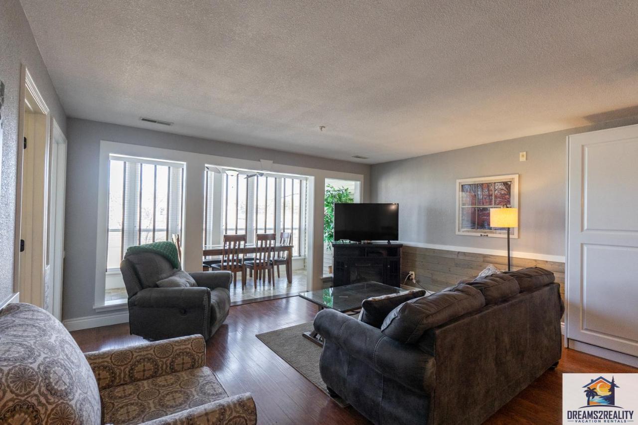 2Br Walk-In Condo - Near The 76 Strip - Free Wifi - Pool - Free Tickets Included - Clb-3 布蘭森 外观 照片