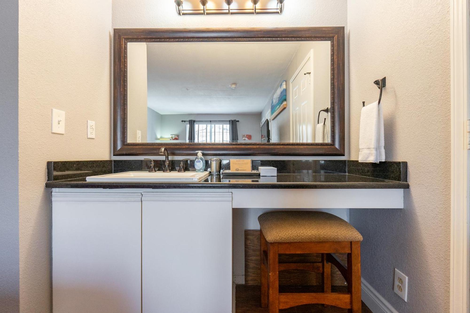 2Br Walk-In Condo - Near The 76 Strip - Free Wifi - Pool - Free Tickets Included - Clb-3 布蘭森 外观 照片