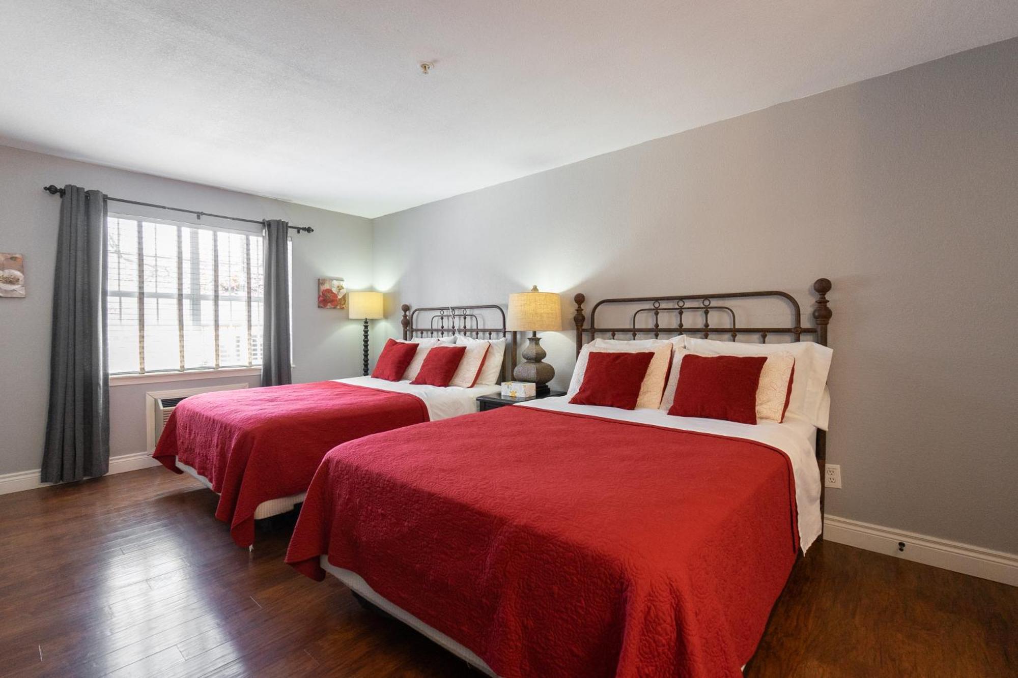 2Br Walk-In Condo - Near The 76 Strip - Free Wifi - Pool - Free Tickets Included - Clb-3 布蘭森 外观 照片