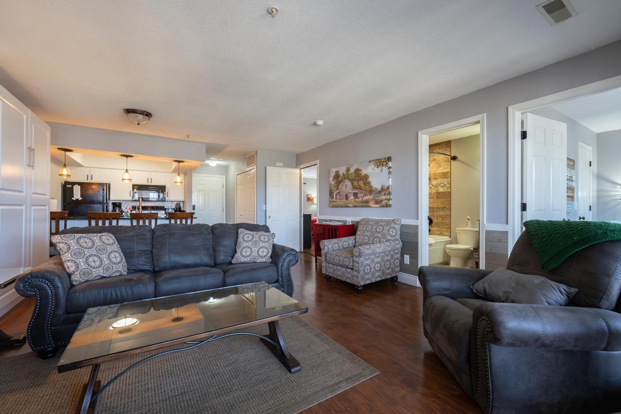 2Br Walk-In Condo - Near The 76 Strip - Free Wifi - Pool - Free Tickets Included - Clb-3 布蘭森 外观 照片