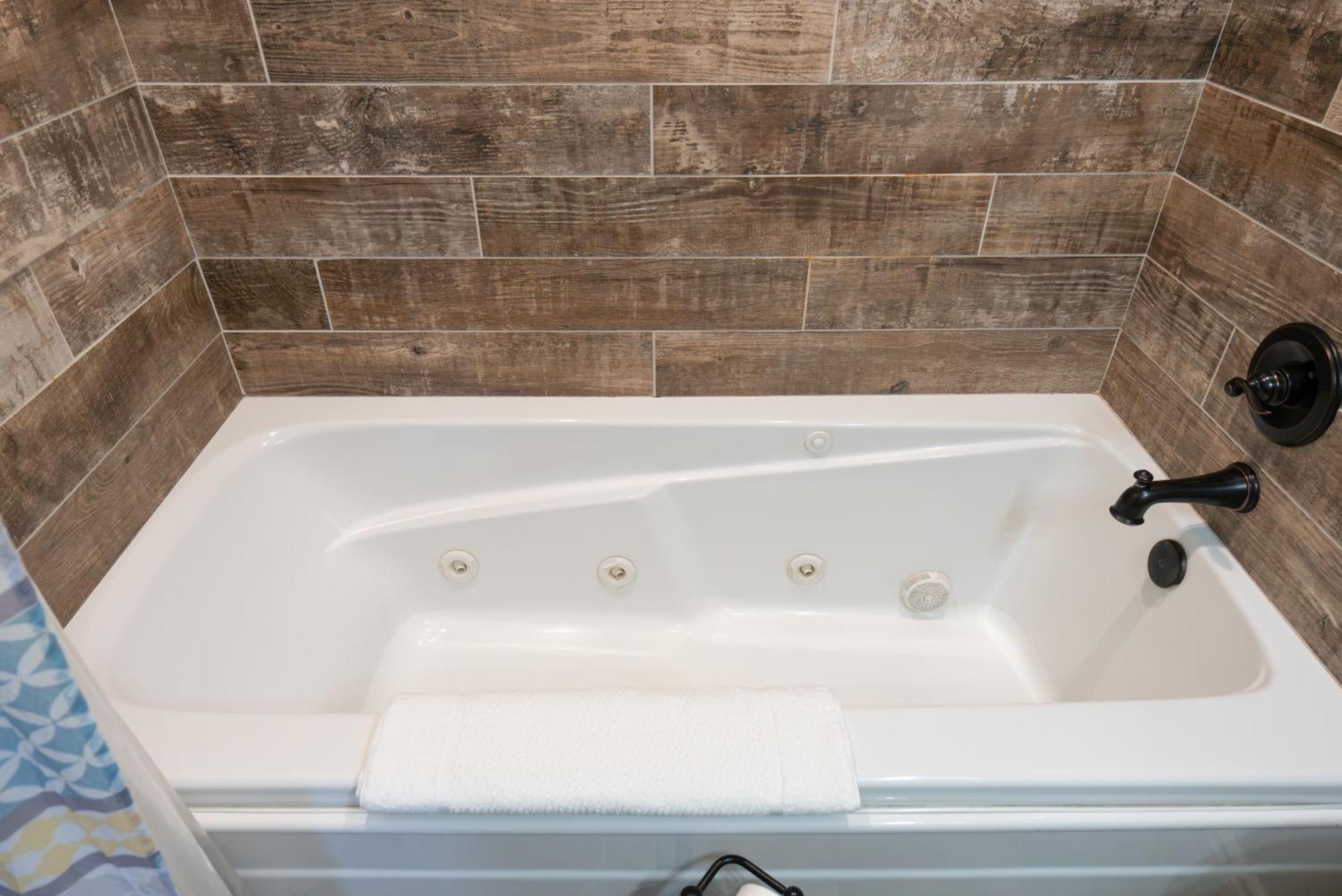 2Br Walk-In Condo - Near The 76 Strip - Free Wifi - Pool - Free Tickets Included - Clb-3 布蘭森 外观 照片